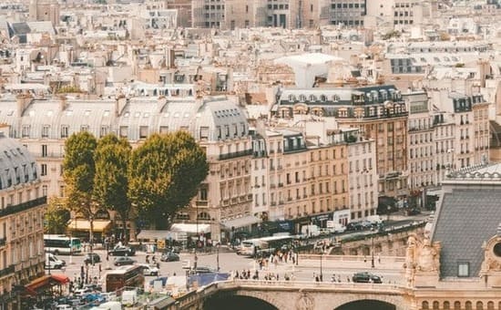 Un État gendarme pour notre société française ?